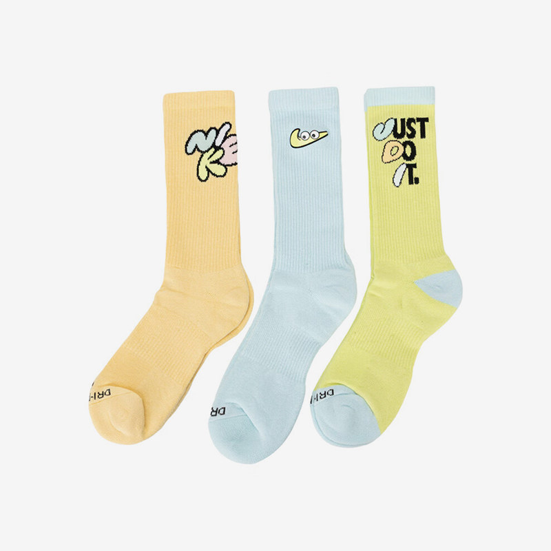 Nike/耐克正品透气休闲新款男女时尚运动袜子三双装HF0851-902