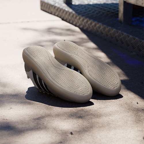 Adidas/阿迪达斯正品BARREDA DECODE男士运动休闲板鞋JI2315