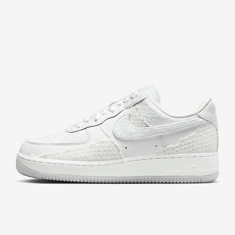 Nike/耐克正品Air Force 1 AF1女士厚底经典透气板鞋HV6011-111