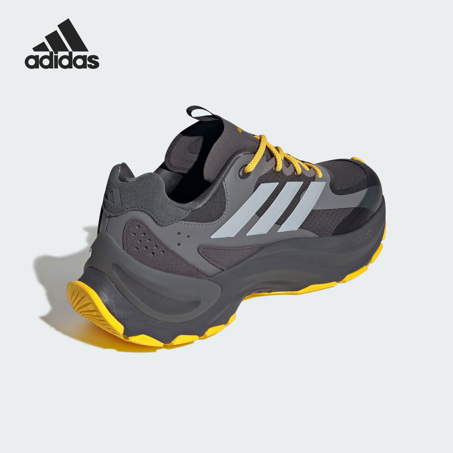 Adidas/阿迪达斯正品运动防滑新款男女款经典耐磨跑步鞋JI2445