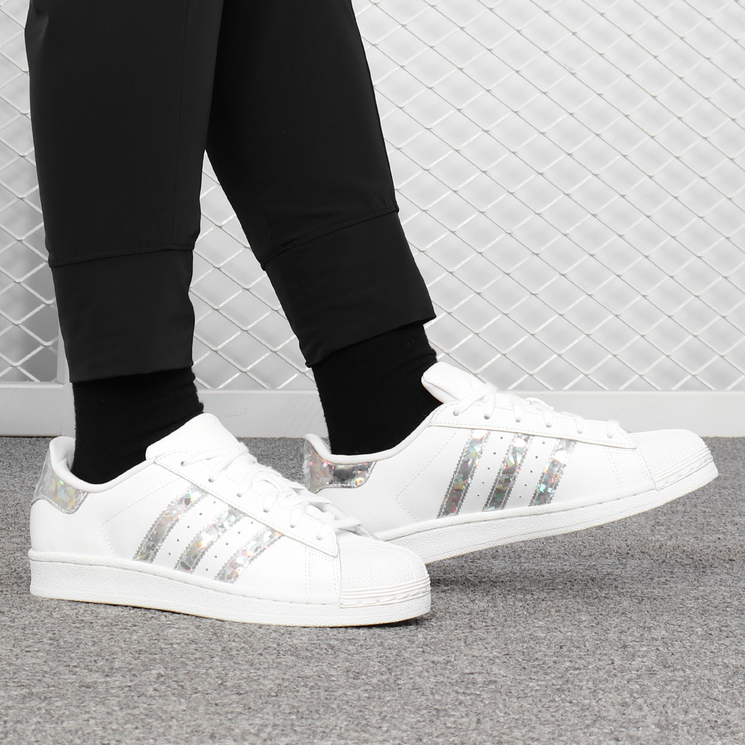 Adidas/阿迪达斯正品当季新款 SUPERSTAR 女子休闲运动板鞋F33889