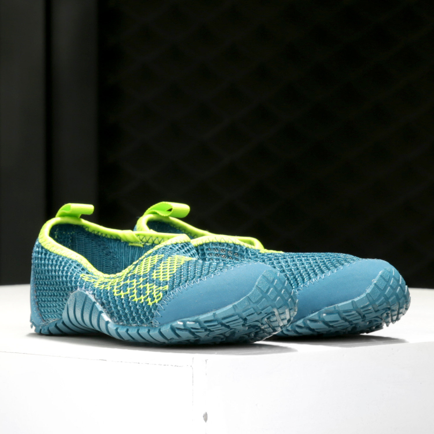 Adidas/阿迪达斯正品休闲男童透气一脚蹬网面沙滩凉鞋CM7644