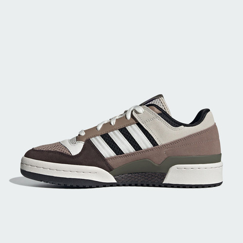 系带板鞋低帮（帮高小于10cm)