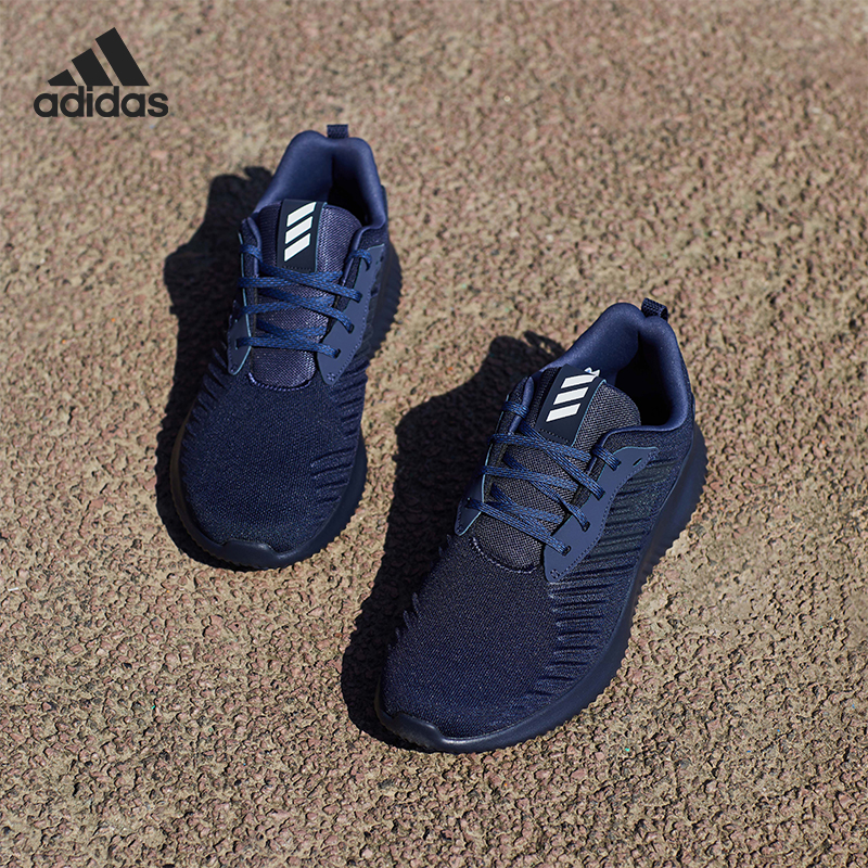 m跑步鞋Adidas/阿迪达斯