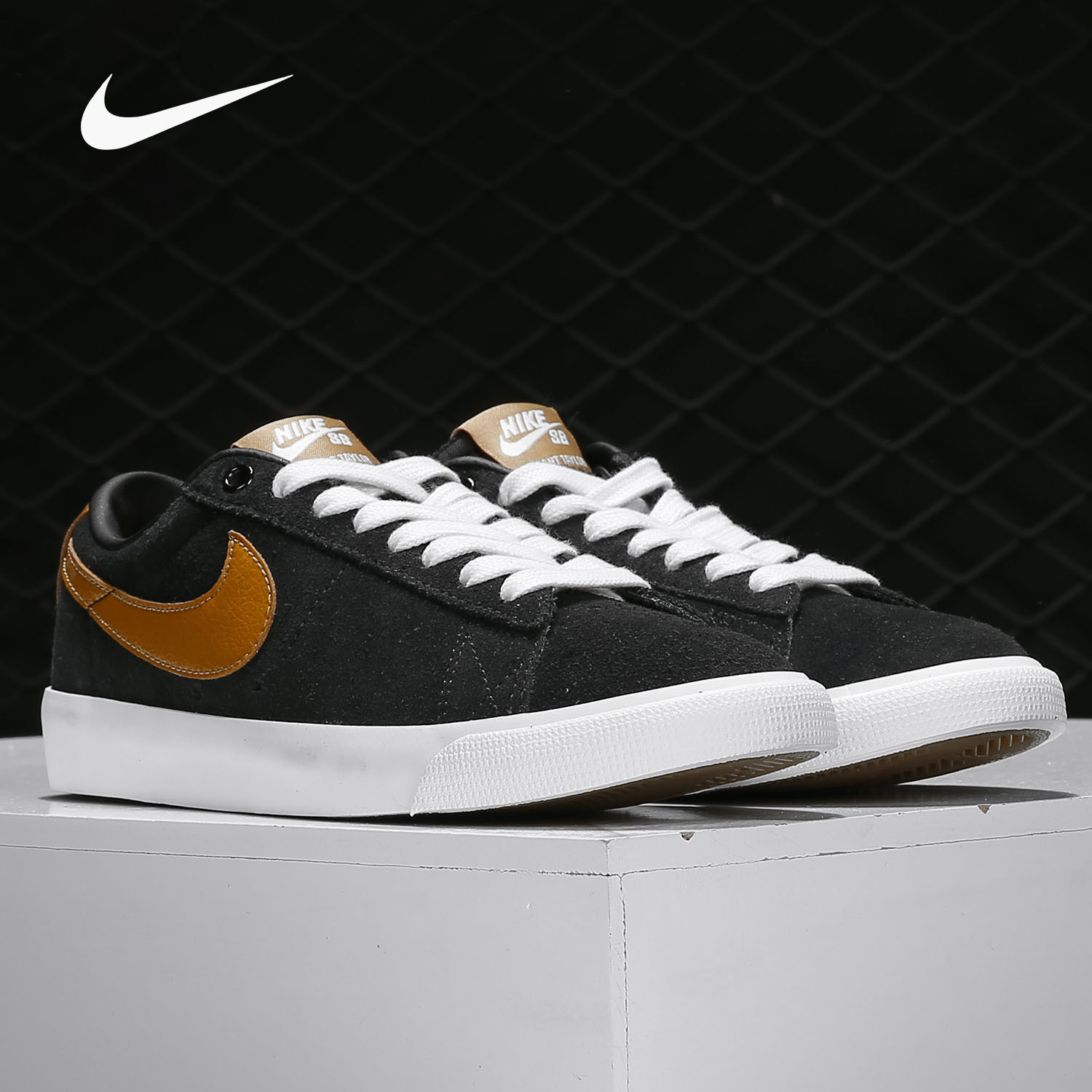 Nike/耐克正品SB ZOOM BLAZER LOW GT开拓者男女休闲滑板鞋704939
