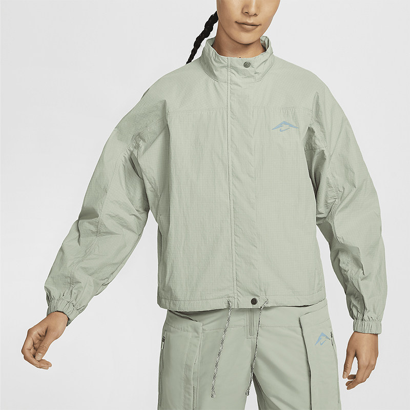 耐克女士透气梭织夹克外套