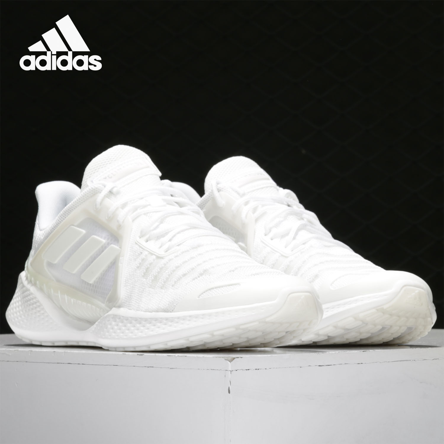 Adidas/阿迪达斯正品当季新款男女清风网面休闲运动跑步鞋 EG1121