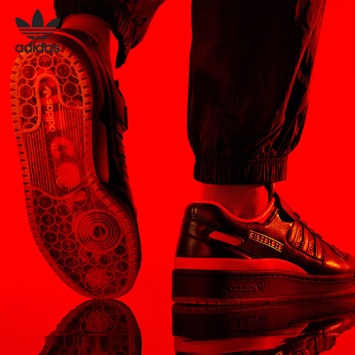 车缝线系带板鞋Adidas阿迪达板鞋