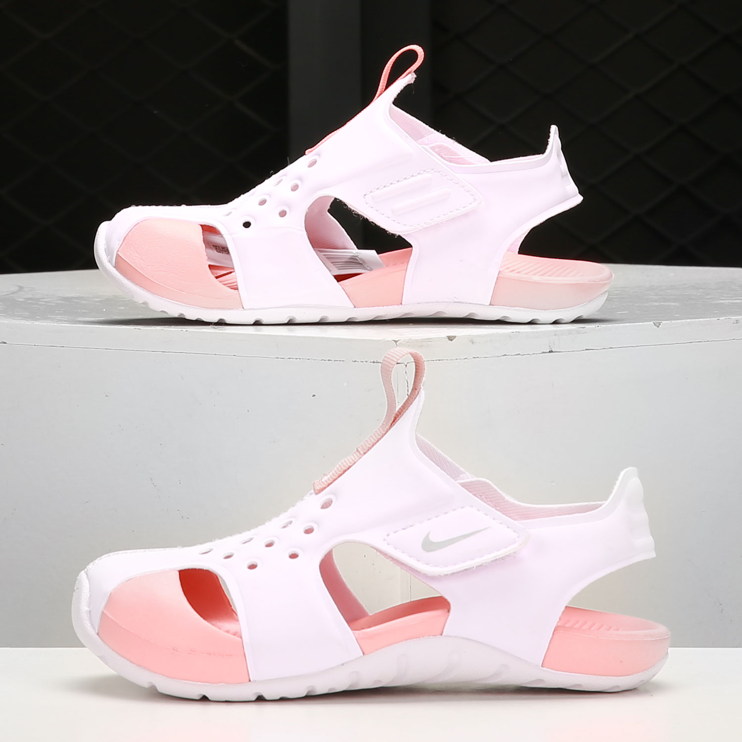 耐克夏季儿童运动凉鞋