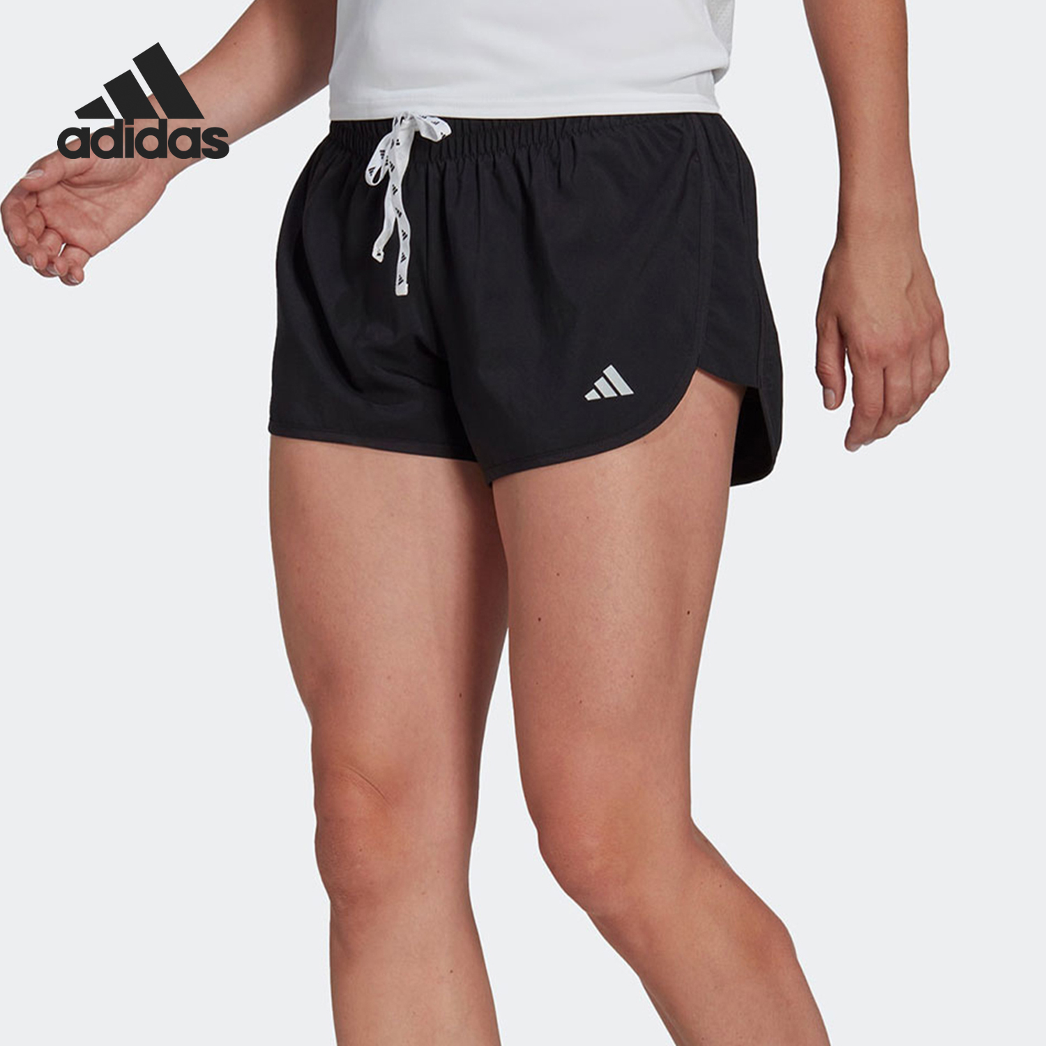 Adidas/阿迪达斯官方正品夏季女士跑步梭织瑜伽运动短裤HM4291