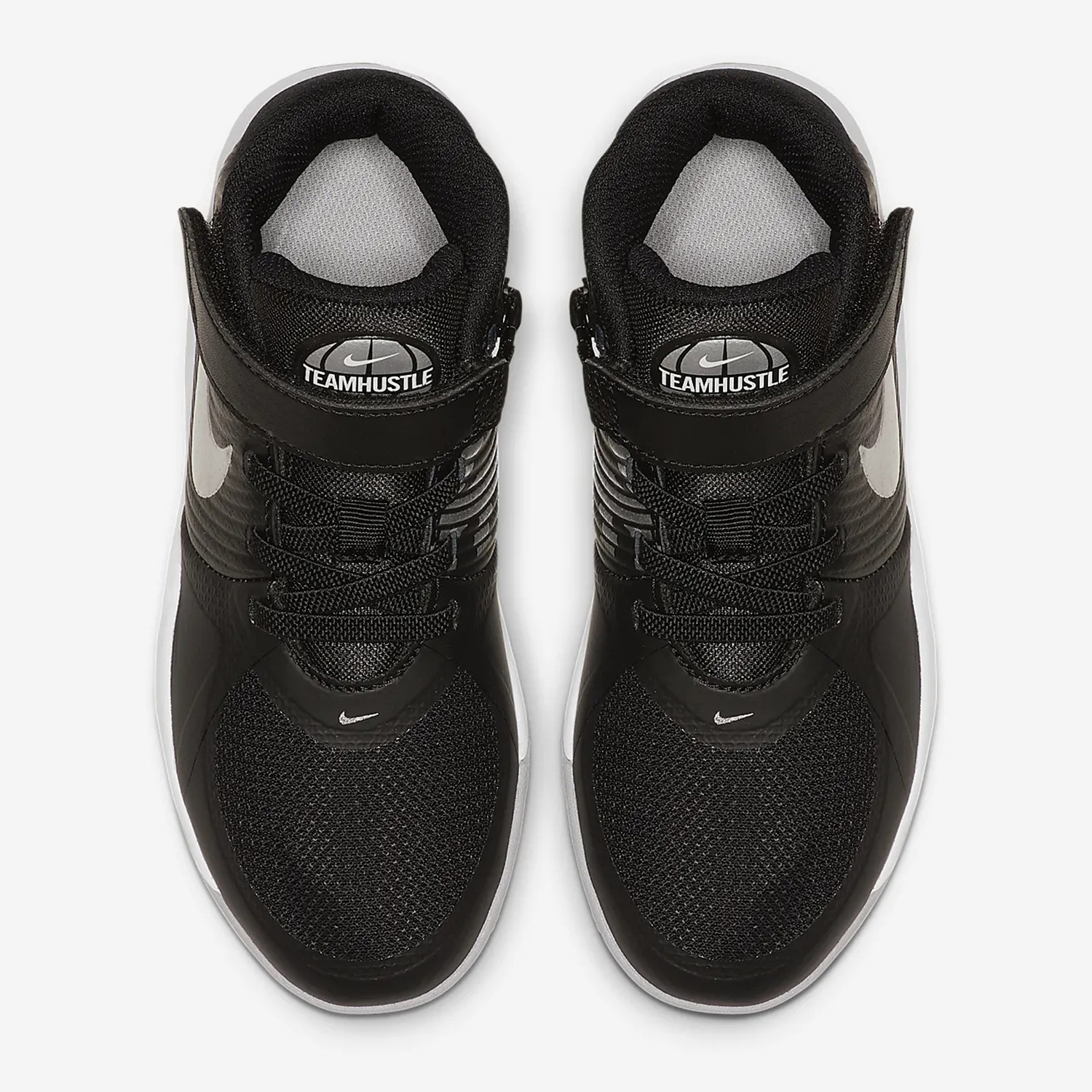 耐克儿童中帮运动休闲鞋