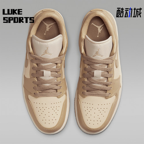 Nike/耐克正品Air Jordan 1女士低帮经典复古篮球鞋DC0774-203
