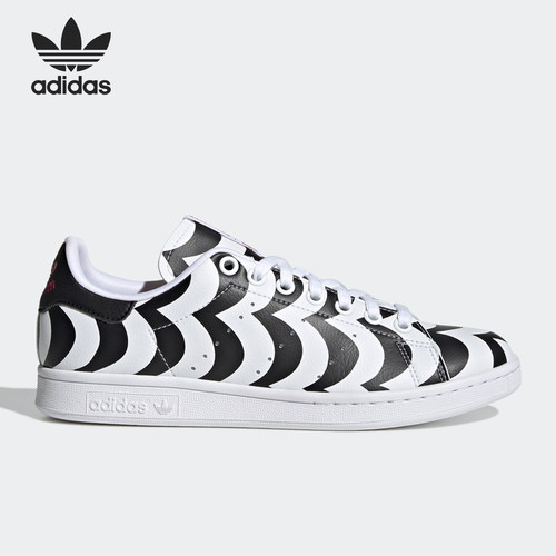 阿迪达斯女士时尚耐磨运动板鞋