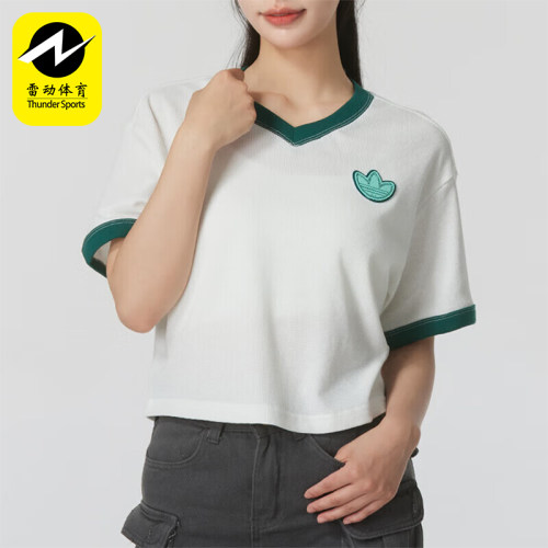 阿迪达斯女士运动休闲短袖