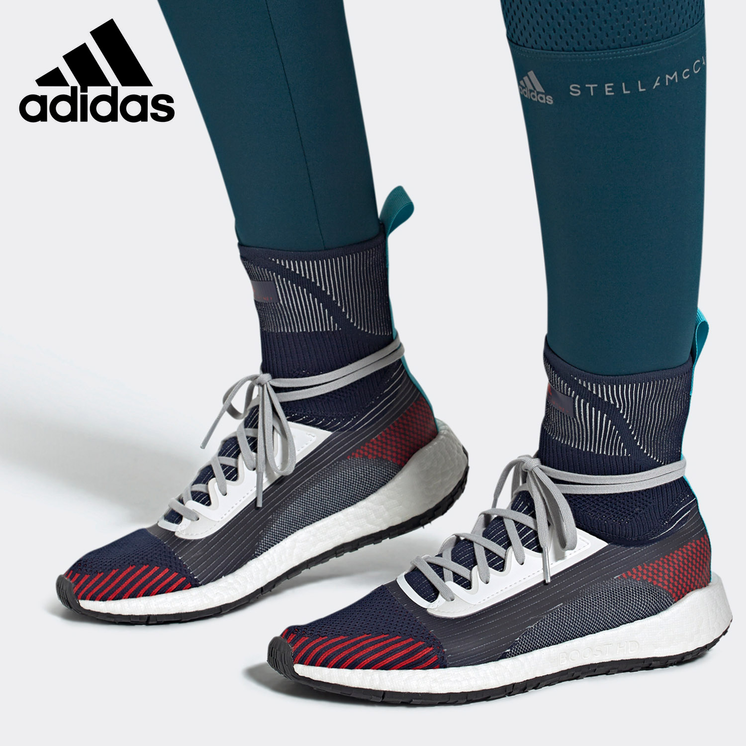 Adidas/阿迪达斯正品 SMC新款Boost爆米花女子运动跑步鞋 EE9460