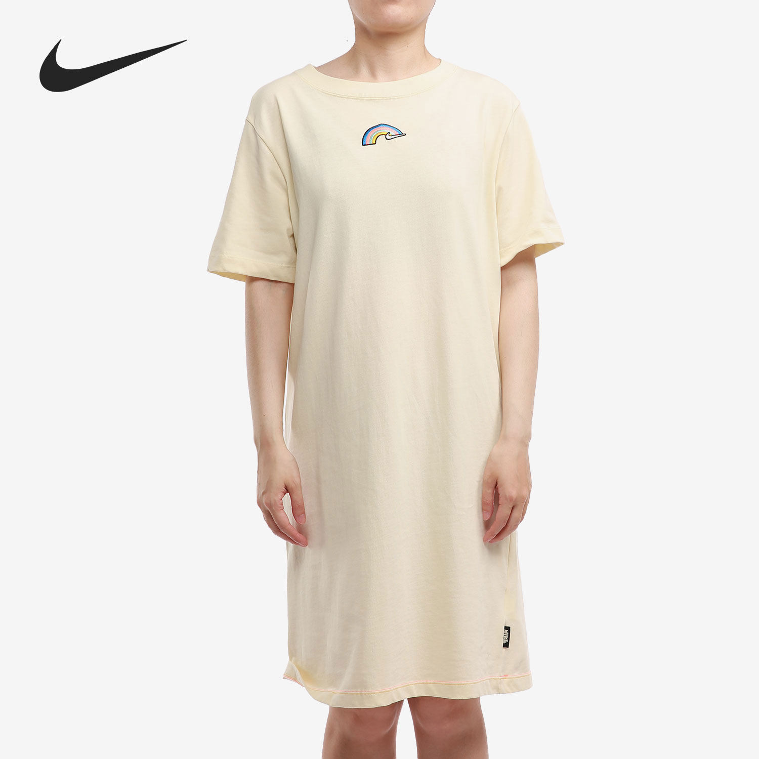 Nike/耐克正品当季新款女子运动休闲彩虹短袖T恤连衣裙DJ6202-111