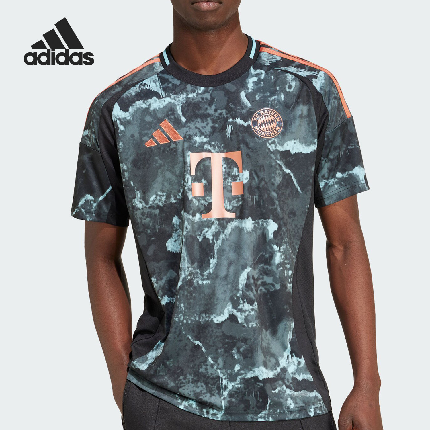 Adidas/阿迪达斯正品运动透气新款男士圆领吸湿排汗短袖T恤IZ3130