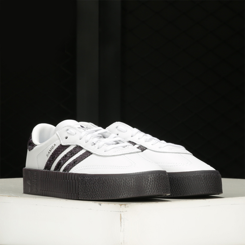 Adidas/阿迪达斯官方正品三叶草男女皮革经典运动休闲板鞋 FV0784