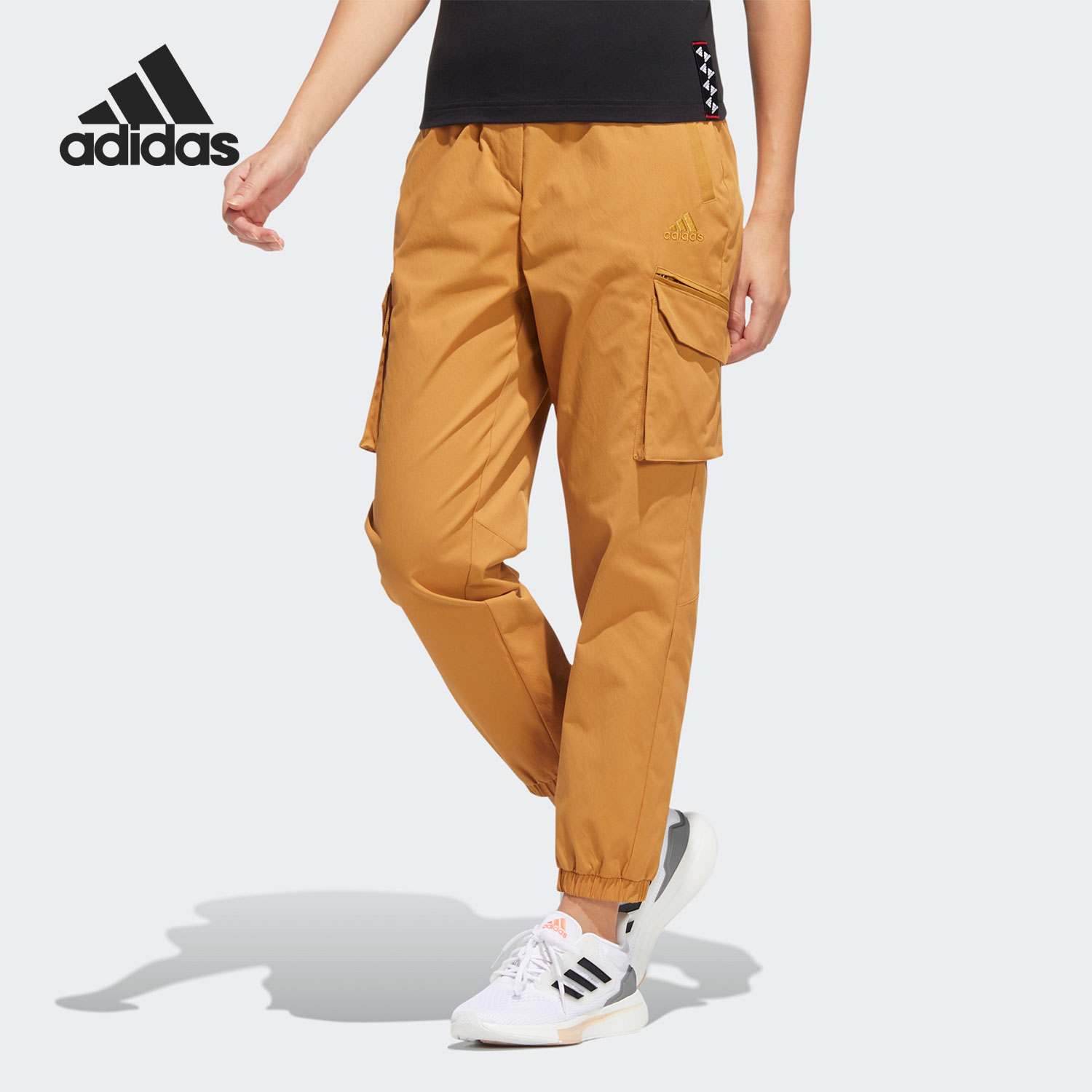 Adidas/阿迪达斯官方正品当季新款女子运动舒适梭织长裤HC2797