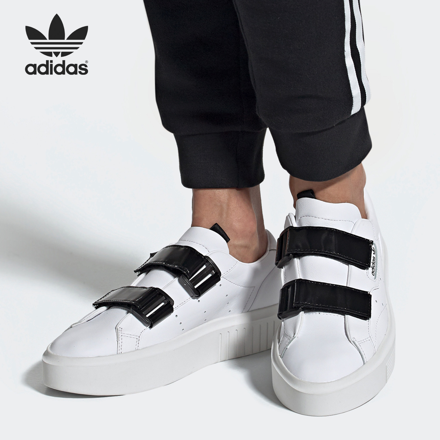 板鞋阿迪达斯正品女子