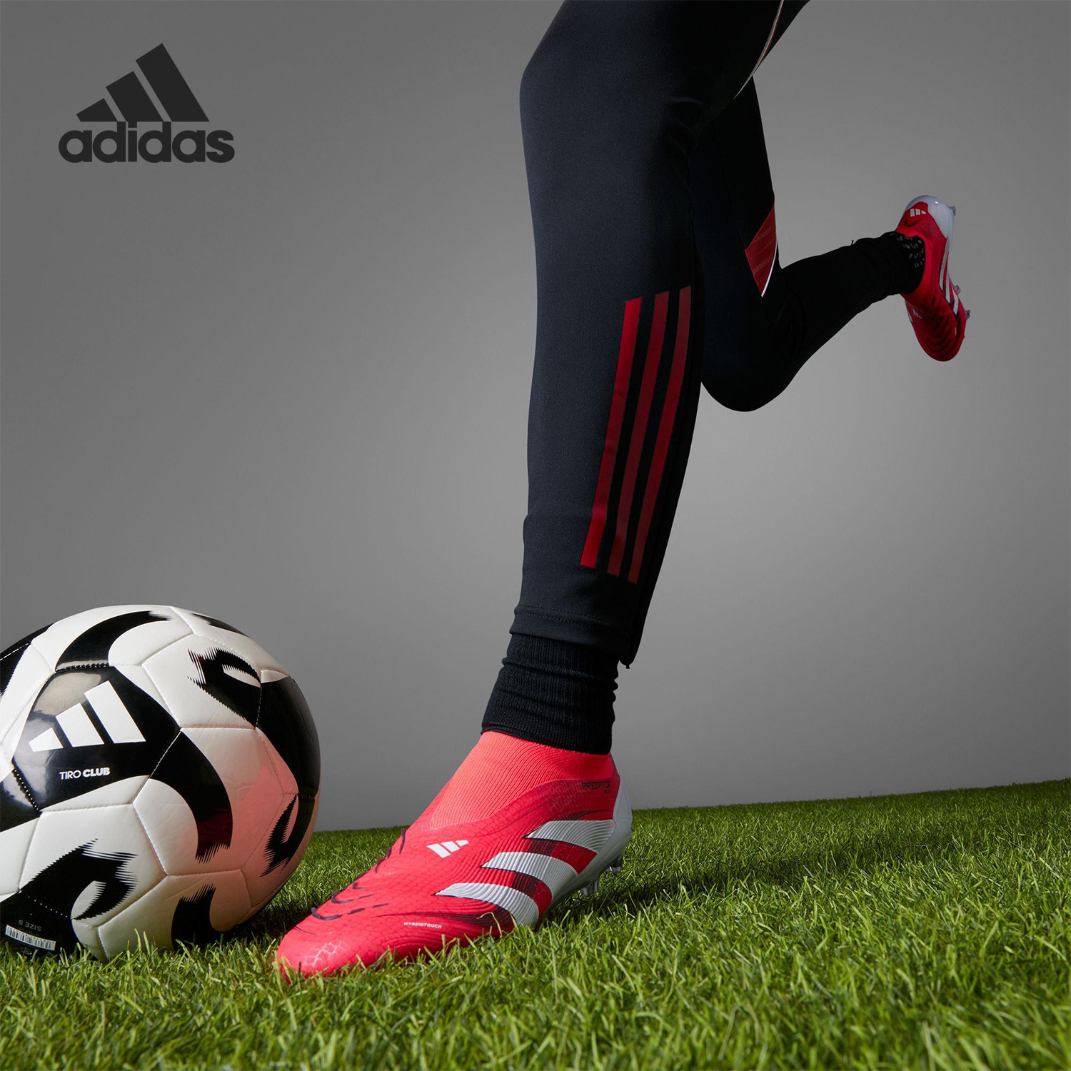 Adidas/阿迪达斯官方正品新款男士训练比赛无鞋带足球鞋ID3877