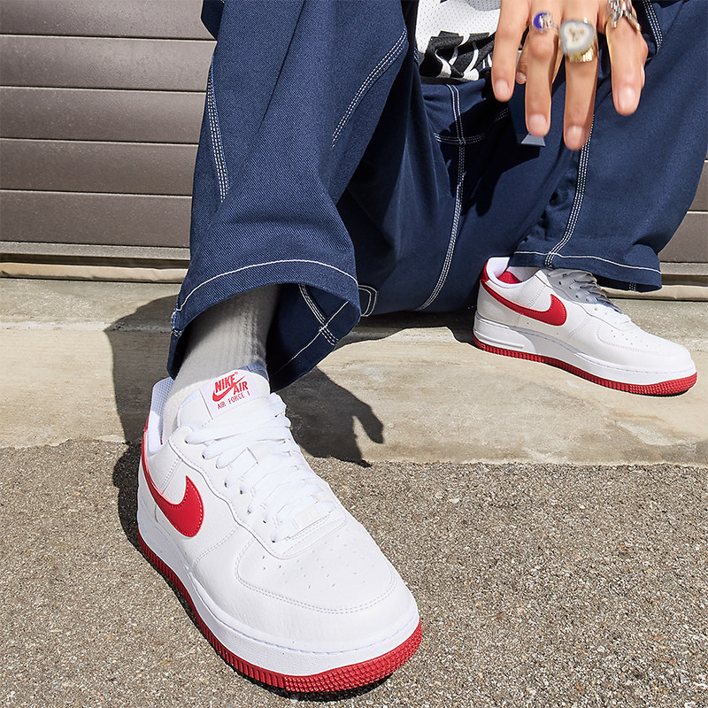 耐克女士简约经典休闲板鞋