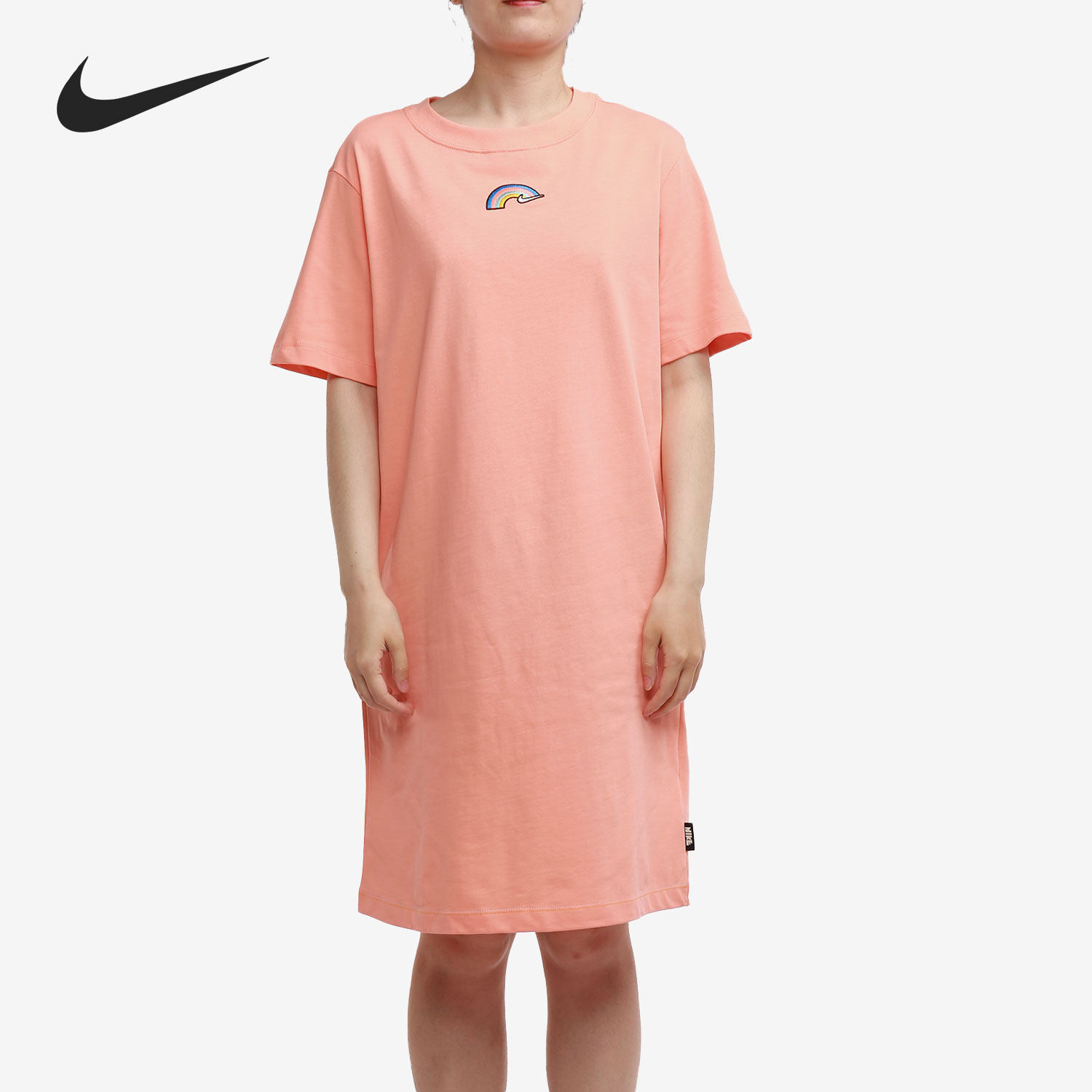 Nike/耐克正品当季新款女子简约休闲短袖T恤连衣裙DJ6202-641