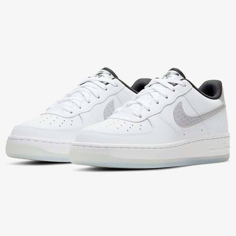 耐克AIRFORCE1女子经典板鞋