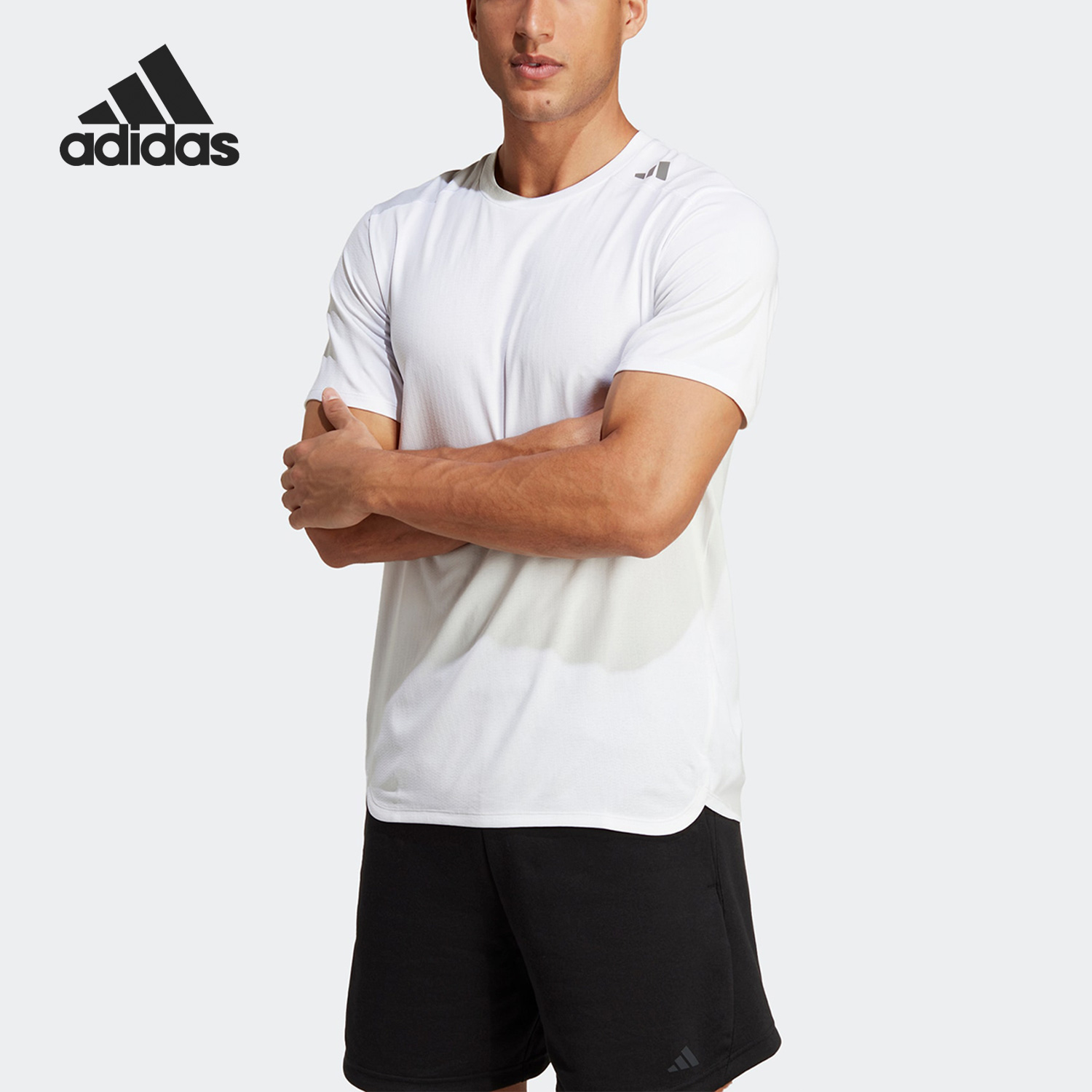 Adidas/阿迪达斯男子健身短袖