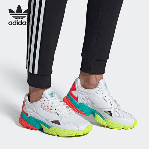 Adidas/阿迪达斯正品三叶草当季新款女系带防滑舒适运动鞋 EH0319