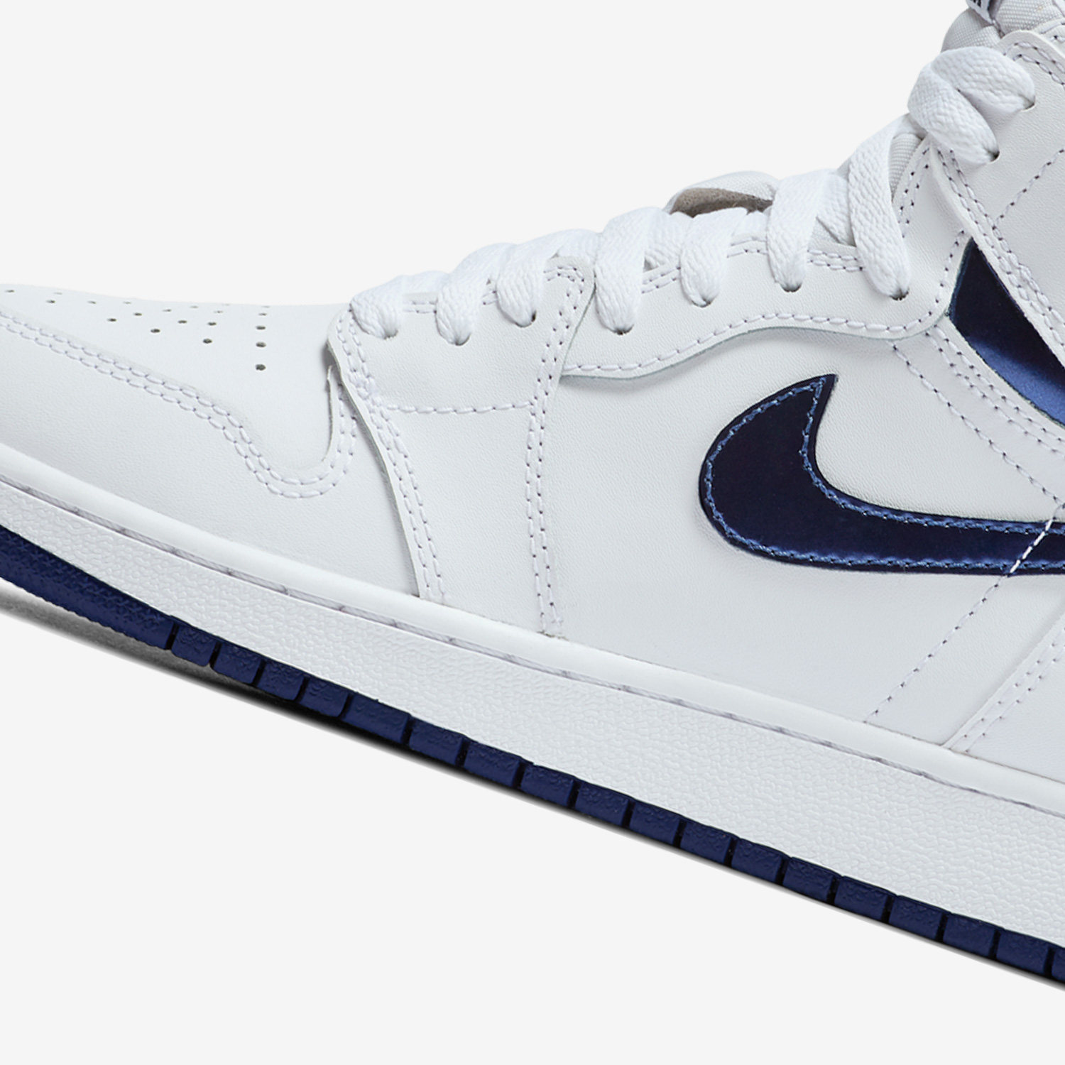 Nike/耐克正品JORDAN 1 RETRO GS女子大童蓝球鞋575441-106