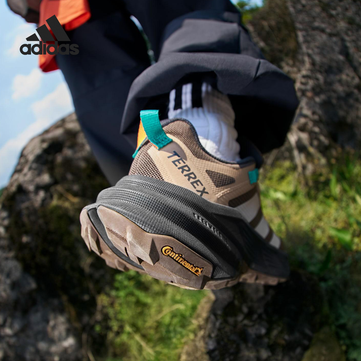 Adidas/阿迪达斯官方正品FREEHIKER SL男女户外透气徒步鞋JP6866
