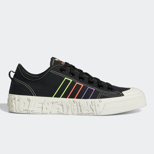 运动休闲Adidas/阿迪达斯