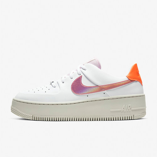 耐克女士系带缓震透气板鞋运动