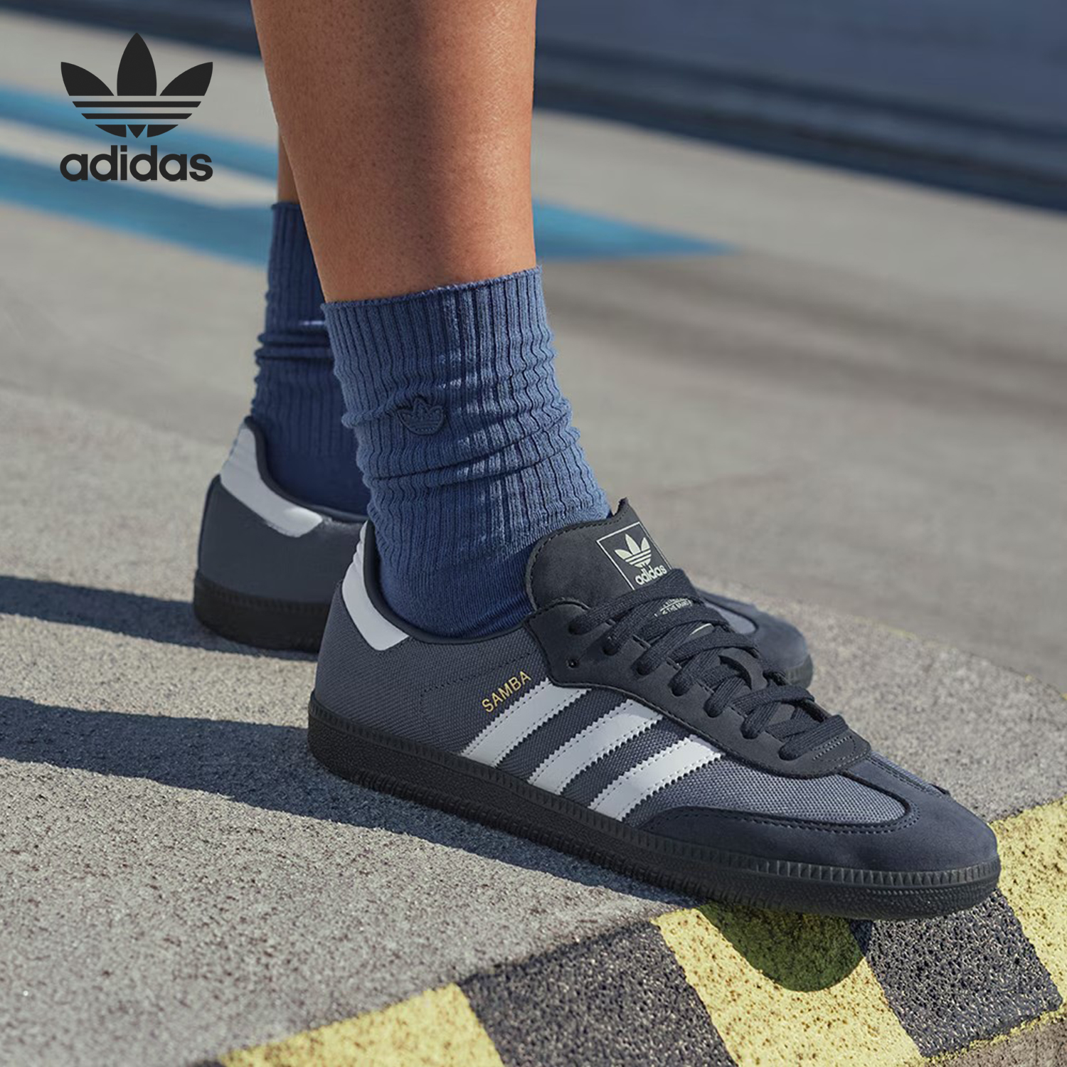 防滑缓震系带运动休闲鞋