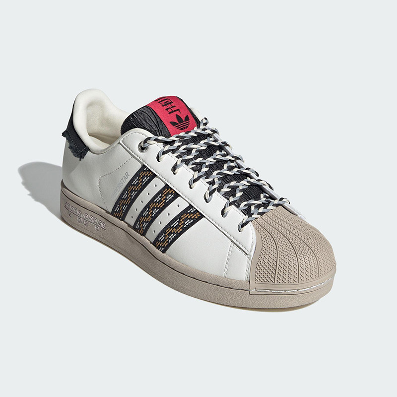 Adidas/阿迪达斯正品三叶草男女复古时尚休闲耐磨低帮板鞋JQ8722