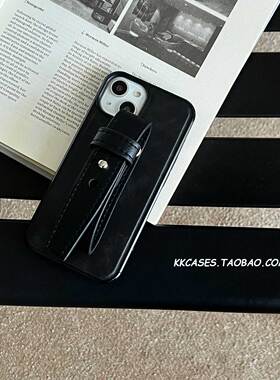 iphone16pro韩国小众高级感黑色15max简约气质皮纹腕带手机壳13苹果14适用新款全包防摔软壳保护套12女17硬壳