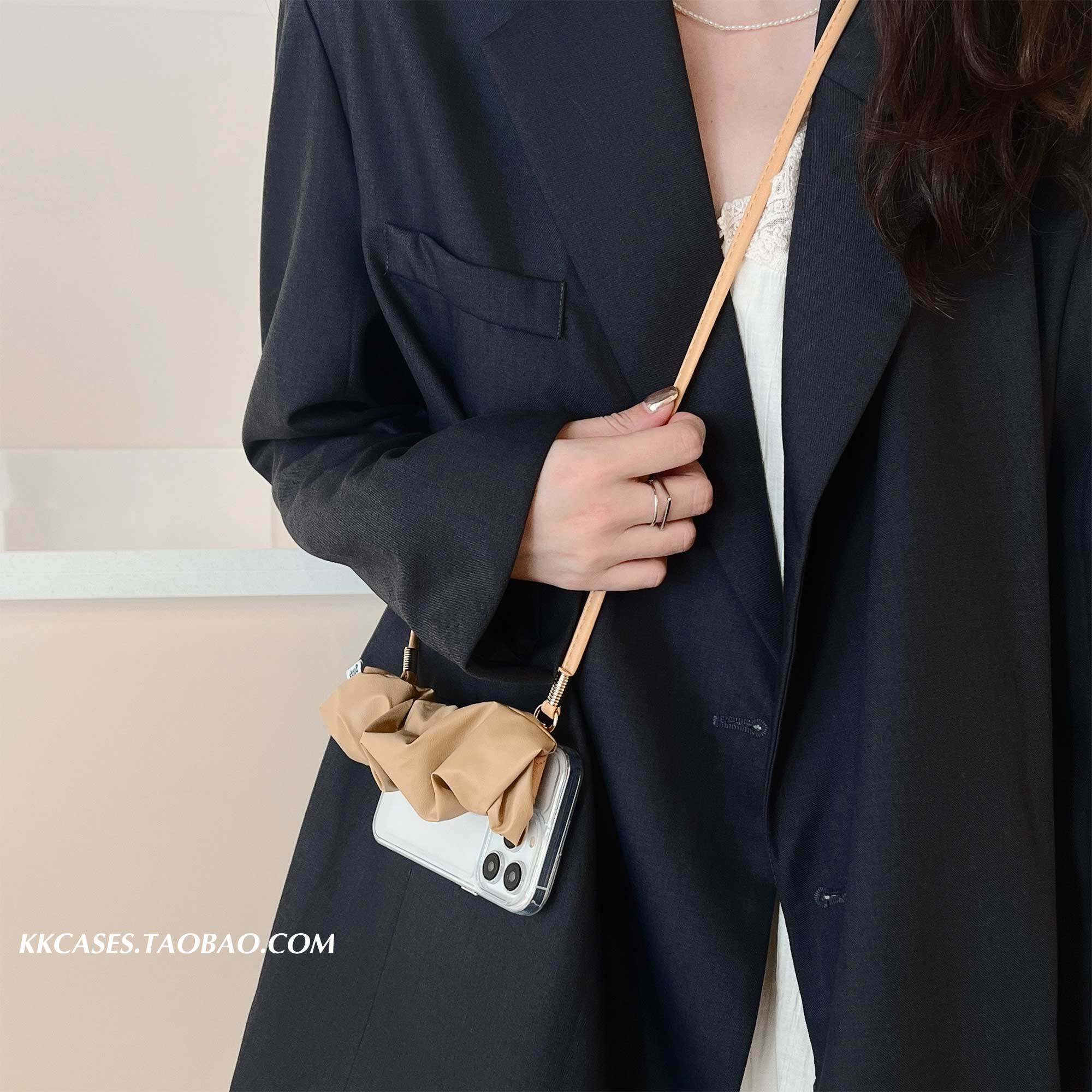 iphone15pro/14max小众17腕带皮质斜挎挂绳手机壳13苹果16pro适用ins大肠圈高级感透明防摔太空壳防摔保护套