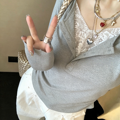 甜甜显瘦假两件V领拼接蕾丝花边镂空抽绳小衫A84620