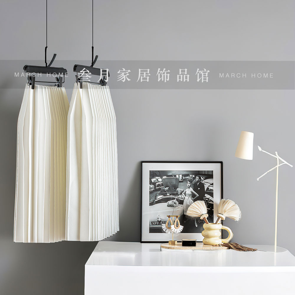 样板房衣帽间毛毡裙软装饰品摆件