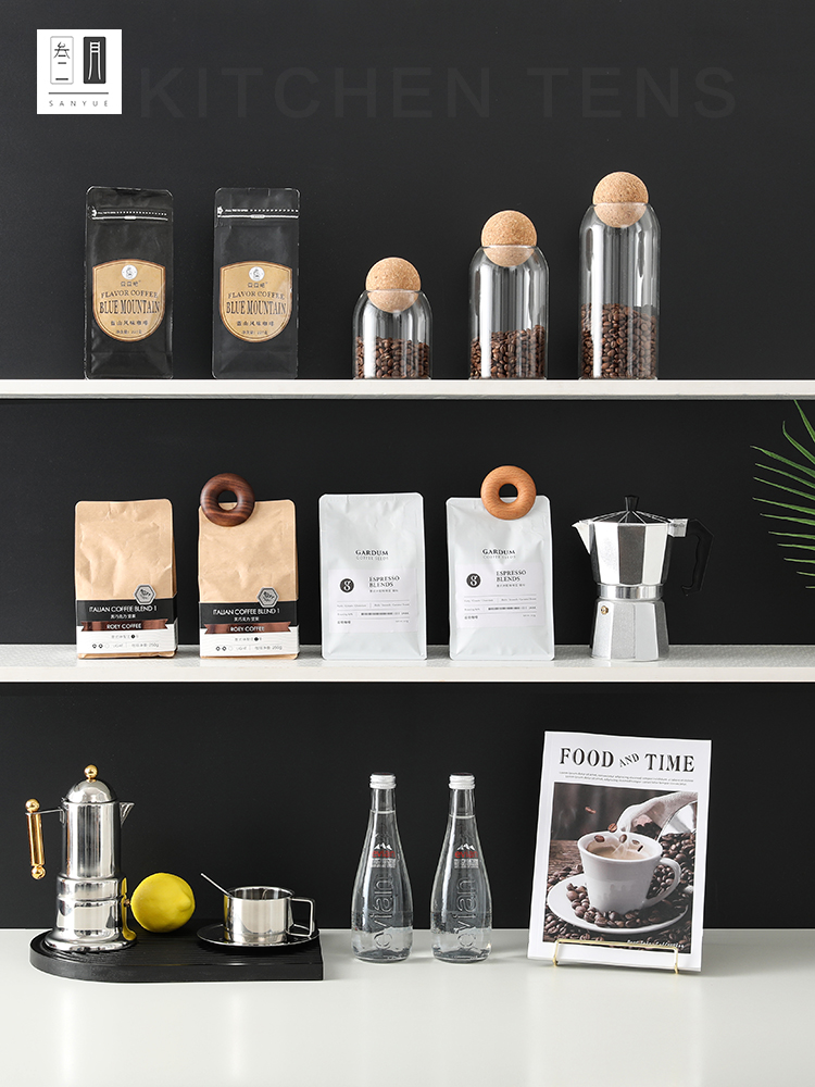 样板房间售楼处厨房咖啡搭配摆件