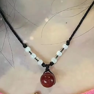 紅豆吊墜編織相思豆項鏈轉(zhuǎn)運(yùn)珠閨蜜情侶禮物新中式 漢服民族風(fēng)項圈