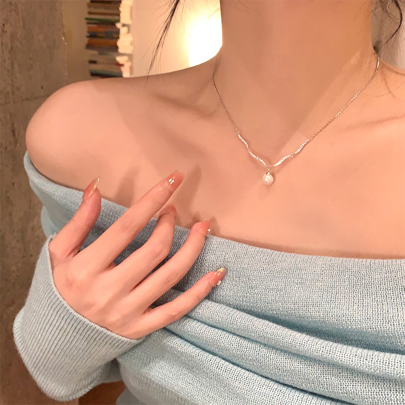 新款波浪项链女轻奢小众设计感in