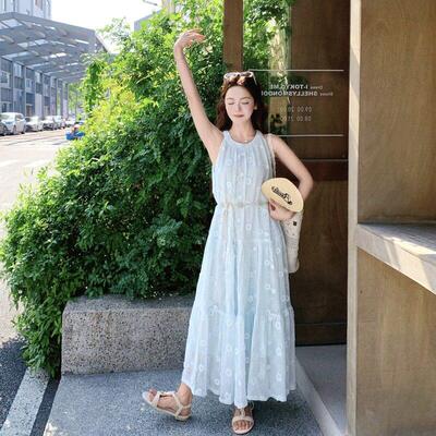 浅蓝色体法度式立花朵挂脖衣裙女夏季假风独特C506-518绝美露肩连