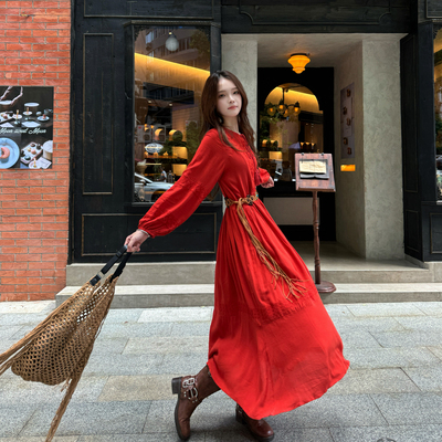 法式复古红色沙漠长袖连衣长裙