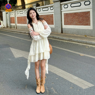 高级感露肩贝壳收腰显瘦蓬蓬裙 连衣裙新款 法式 复古度假风气质长袖
