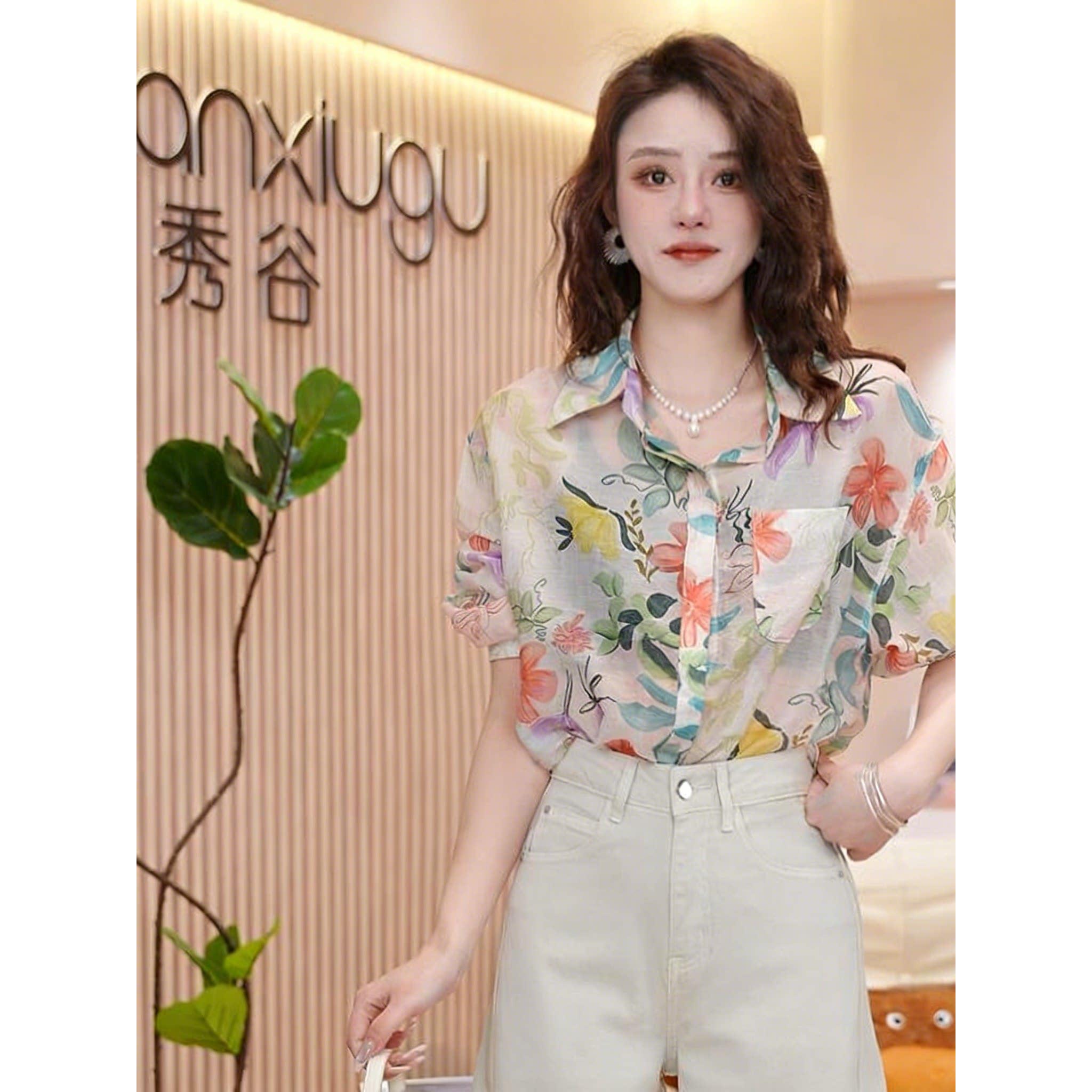 时尚天丝碎花长袖衬衫女2026春夏新款洋气宽松显瘦薄款衬衣小衫潮图片