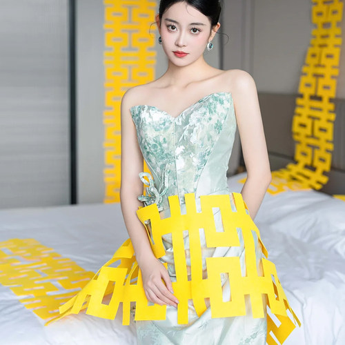 多巴胺彩色长条喜字结婚领证晨拍