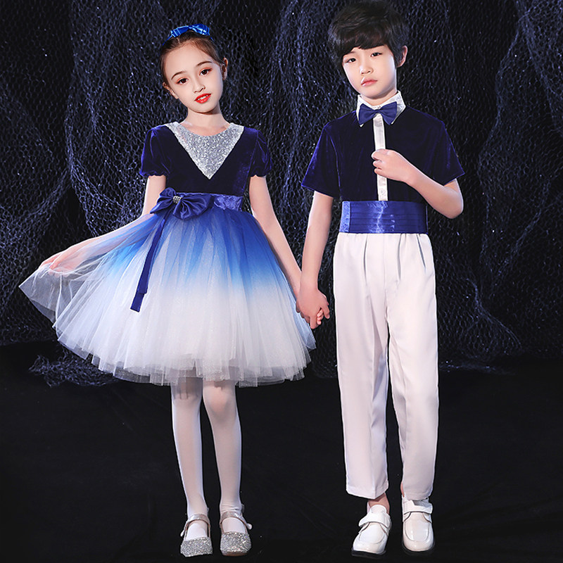 儿童合唱演出服小学生爱国