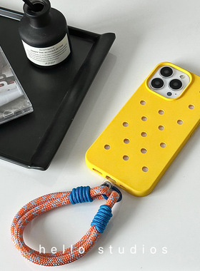 hello studios小众夏日黄色洞洞挂绳手机壳适用苹果14promax新款iPhone13pro全包13软壳12防摔11